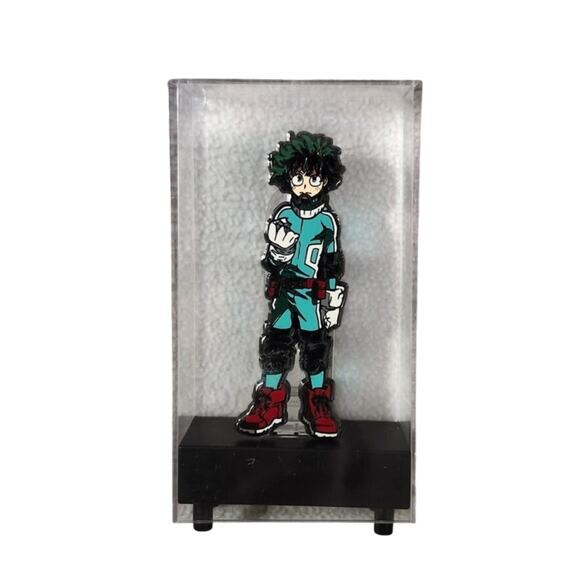 NEW FigPin My Hero Academia Izuku Midoriva Deku Collectors Case Pin - Picture 1 of 6
